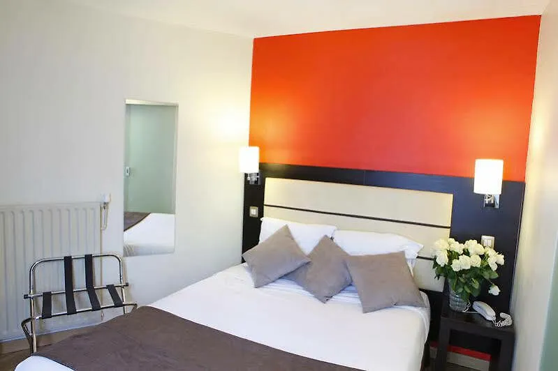 ***  Sure Hotel By Best Western Paris Gare Du Nord Francia